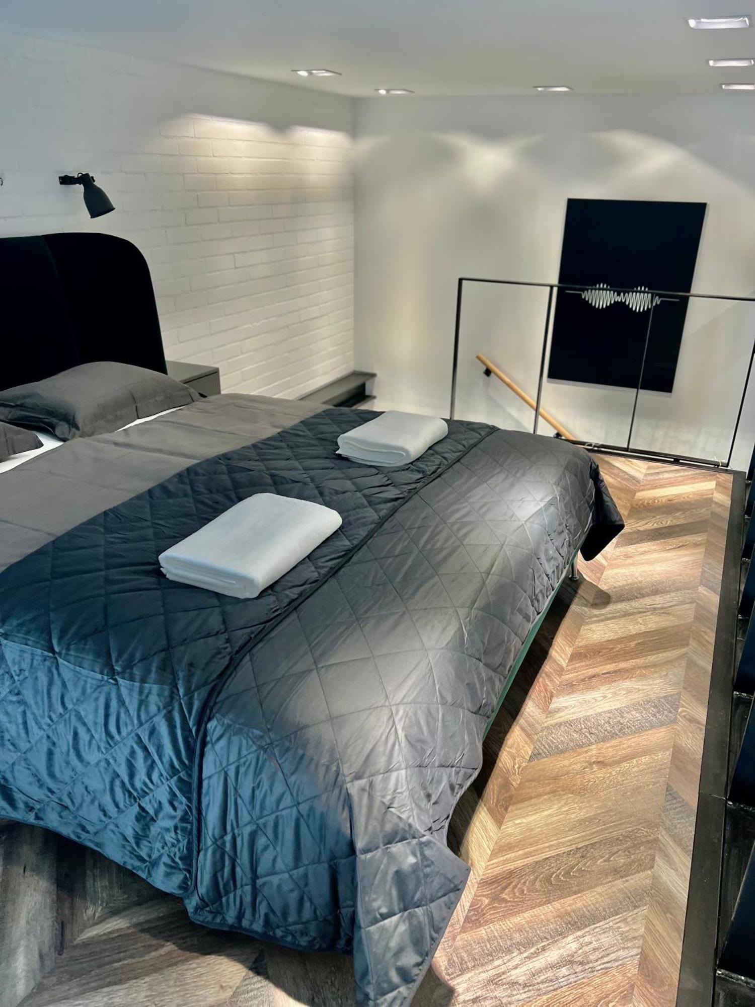דירות בודפשט Awesome Loft - King Street מראה חיצוני תמונה